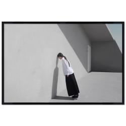 Poster mit Rahmen - Leaning on the Wall