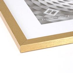 Bilderrahmen Holz-Bilderrahmen Hekla (MDF) mit Passepartout Gold strukturiert