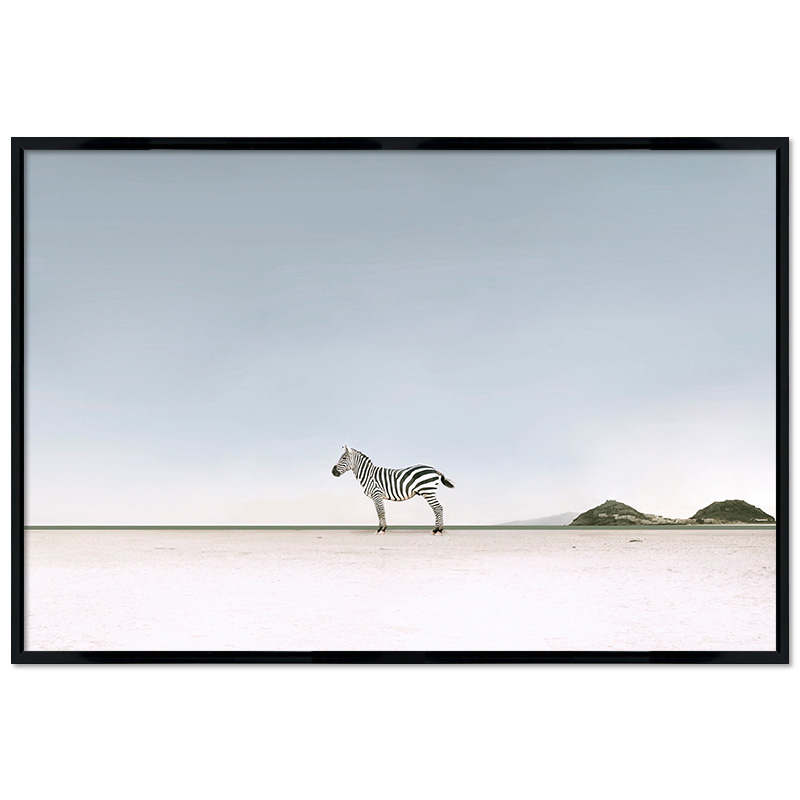 Poster mit Rahmen - Zebra on the Beach