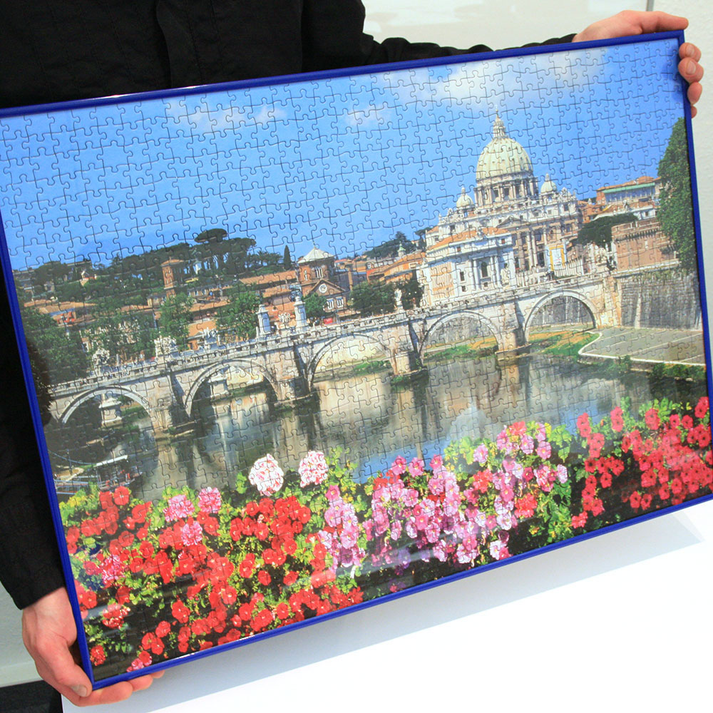 Mira KunststoffPuzzlerahmen für 1000 Teile 50x70 cm (Ravensburger) silber AllesRahmen.de Mira KunststoffPuzzlerahmen für 1000 Teile 50x70 cm (Ravensburger) silber AllesRahmen.de